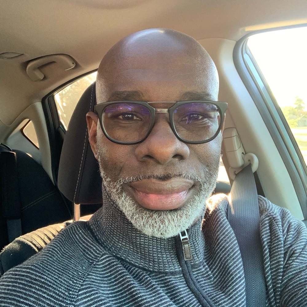 Meet your Posher, Gregory